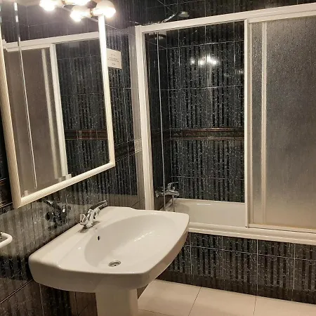 ゲストハウス Vistamar 3*